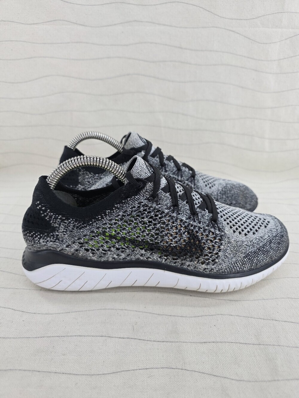 Nike Womens Free Run Flyknit Oreo Running Shoes Sneakers 942839-101 Size 8